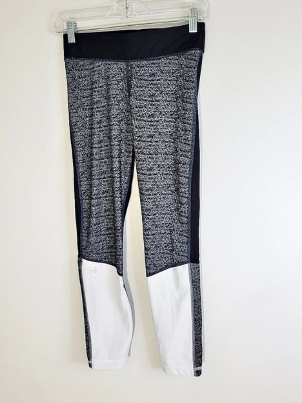 Under Armour Women Cropped Leggings Compression HeatGear
